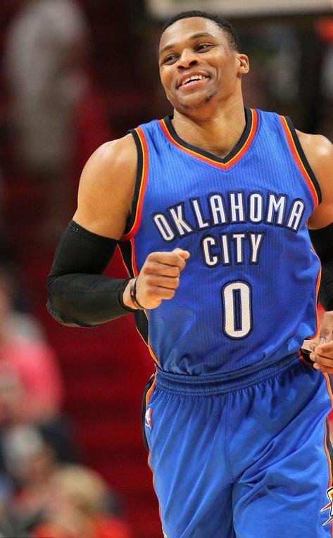 Scout在掘金比赛中精彩发挥，关键助攻引发热议！